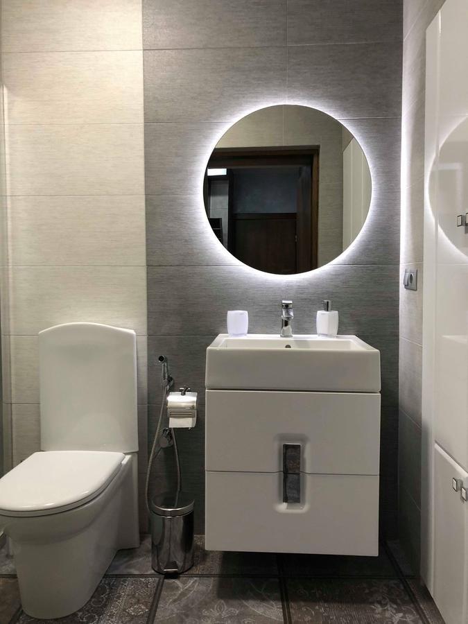 Lux Apartment Ruska ลวีฟ ภายนอก รูปภาพ