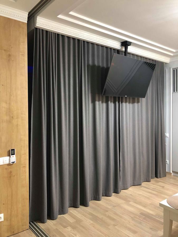 Lux Apartment Ruska ลวีฟ ภายนอก รูปภาพ
