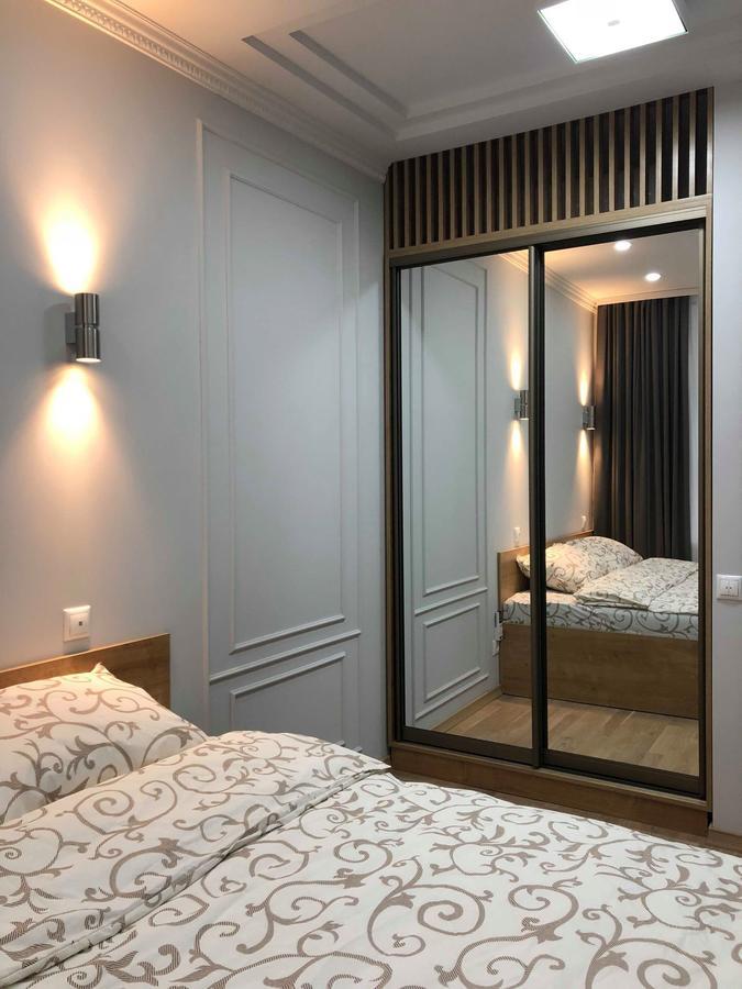 Lux Apartment Ruska ลวีฟ ภายนอก รูปภาพ